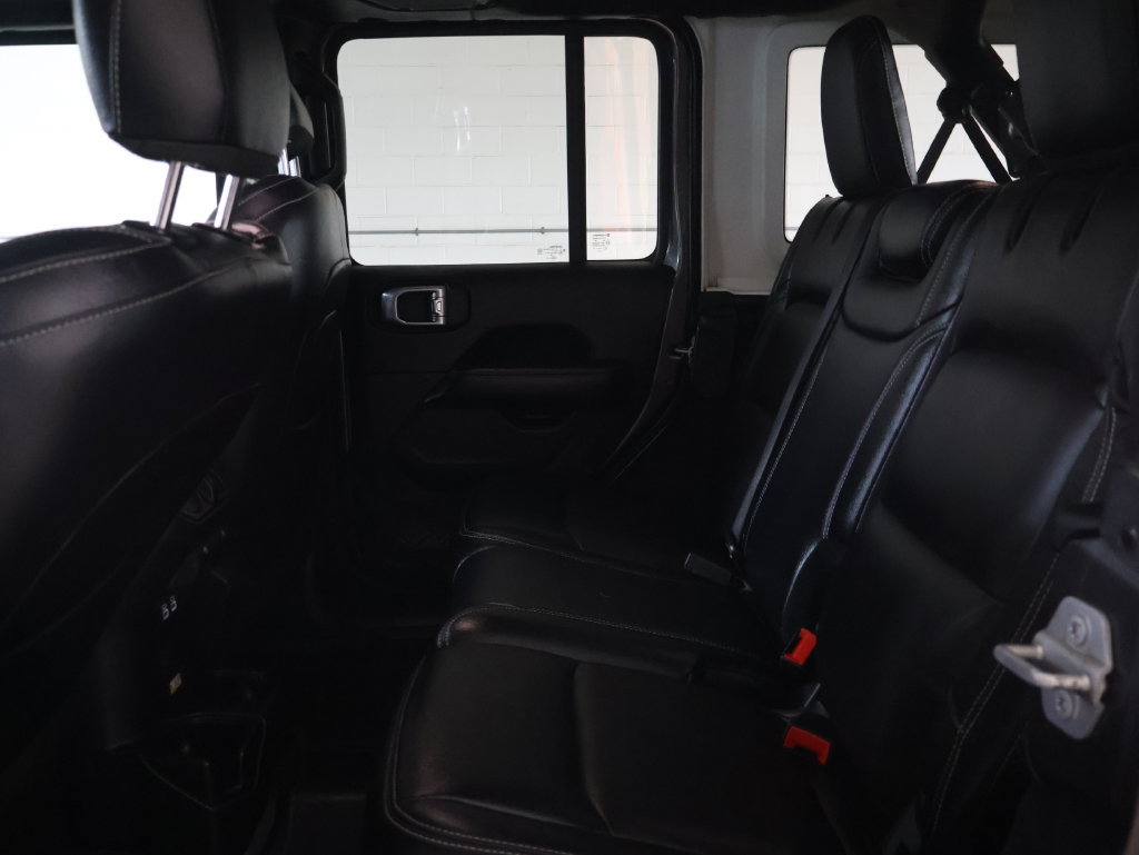 Used 2018 Jeep Wrangler Unlimited Sahara w/ Dual Top Group AWD/4WD image 14