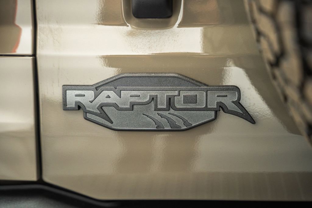 Used 2025 Ford Bronco Raptor AWD/4WD image 11