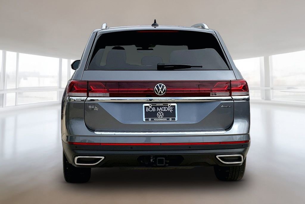 Used 2024 Volkswagen Atlas SEL AWD/4WD image 4