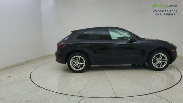 Used 2018 Porsche Macan AWD/4WD image 61
