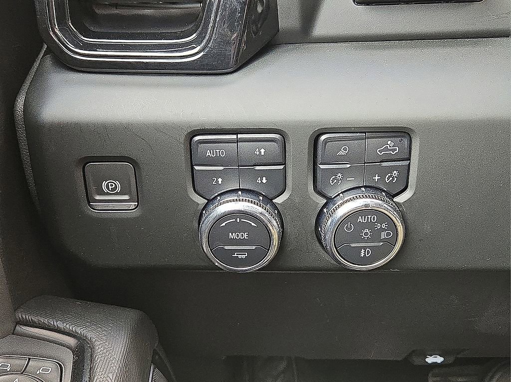 Used 2024 GMC Sierra 1500 AT4X image 25