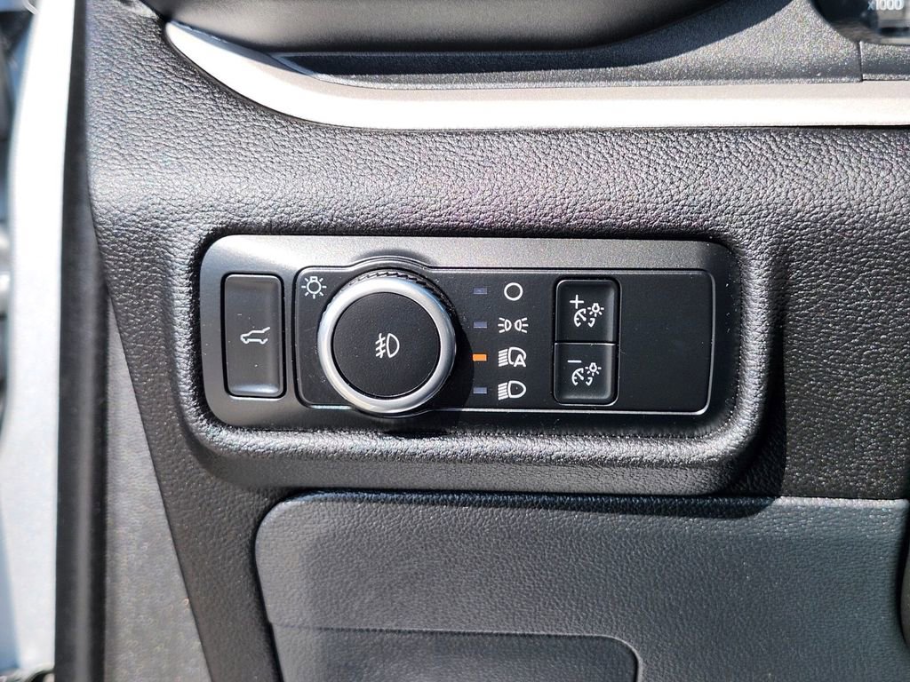Certified 2023 Ford Explorer XLT w/ Equipment Group 202A image 24