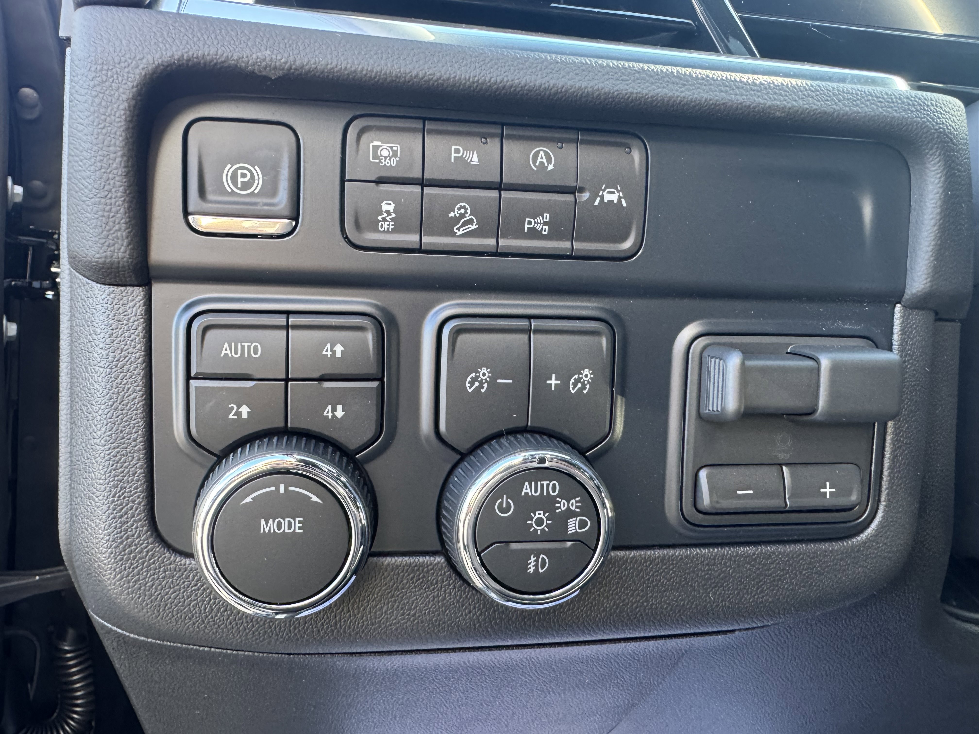 New 2026 Chevrolet Tahoe Premier image 14