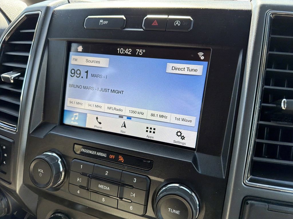 Used 2019 Ford F150 XLT w/ Equipment Group 302A Luxury AWD/4WD image 17