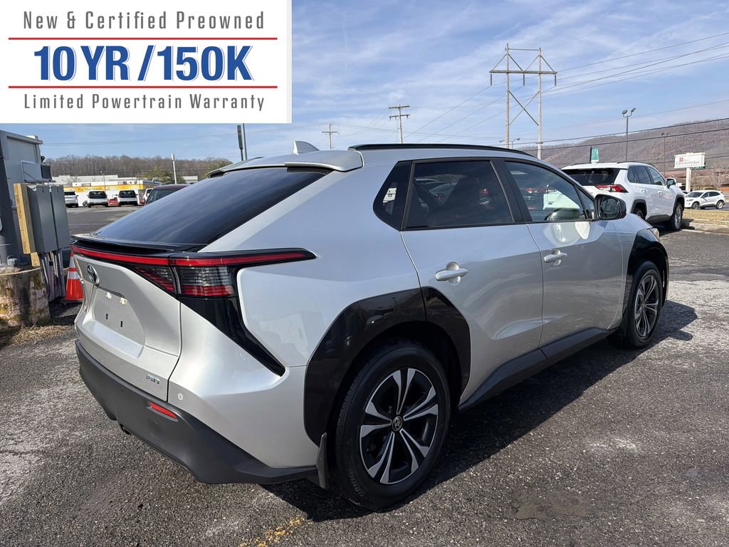 Used 2023 Toyota bZ4X XLE w/ Weather Package image 6