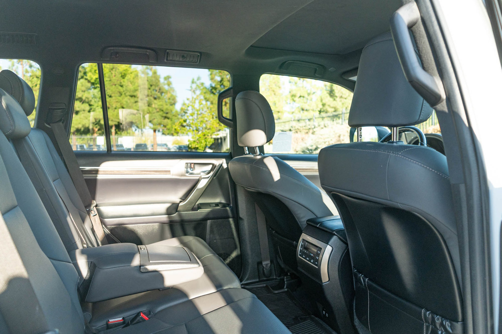Used 2023 Lexus GX 460 Premium w/ Premium Package AWD/4WD image 20