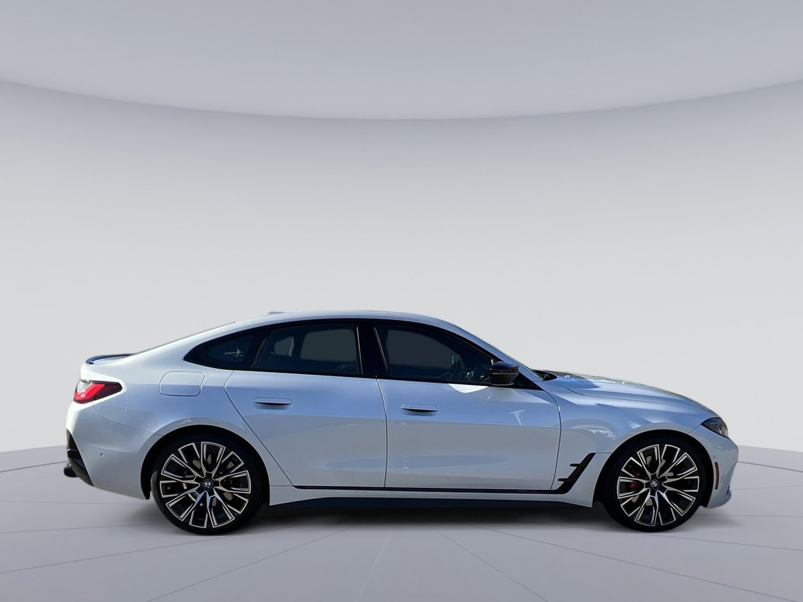 Used 2024 BMW M440i xDrive Gran Coupe image 10