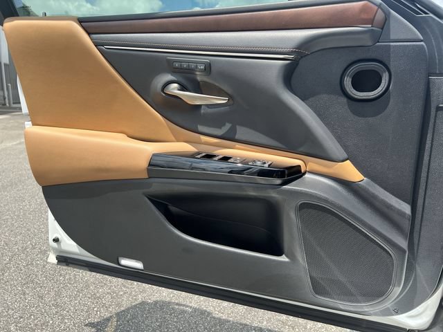 Used 2022 Lexus ES 350 w/ Premium Package FWD image 34
