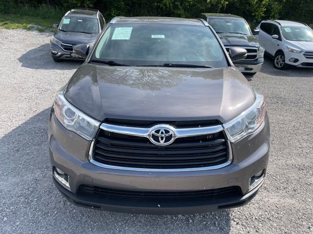Used 2016 Toyota Highlander Limited AWD/4WD image 2