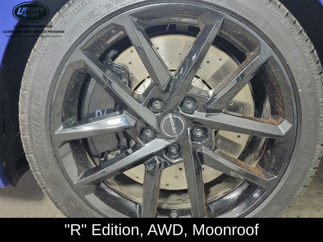 Used 2025 Volkswagen Golf R Black Edition AWD/4WD image 10