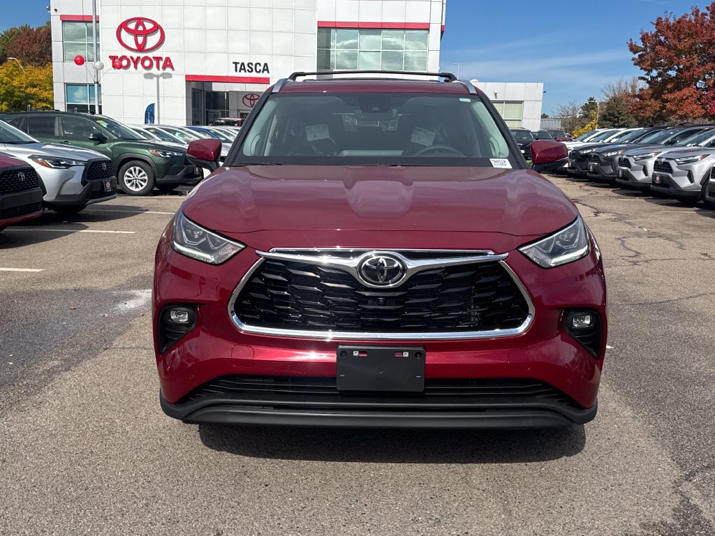 New 2026 Toyota Highlander Limited AWD/4WD image 2