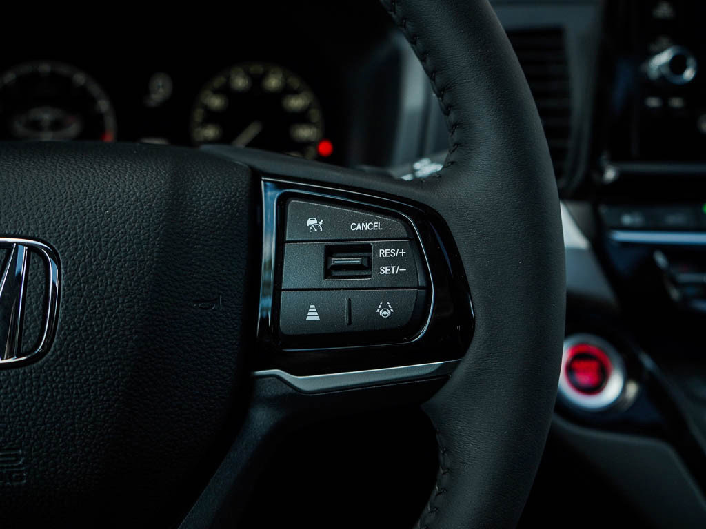 New 2026 Honda Odyssey Touring image 23