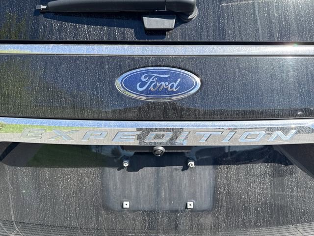 Used 2018 Ford Expedition Limited AWD/4WD image 18