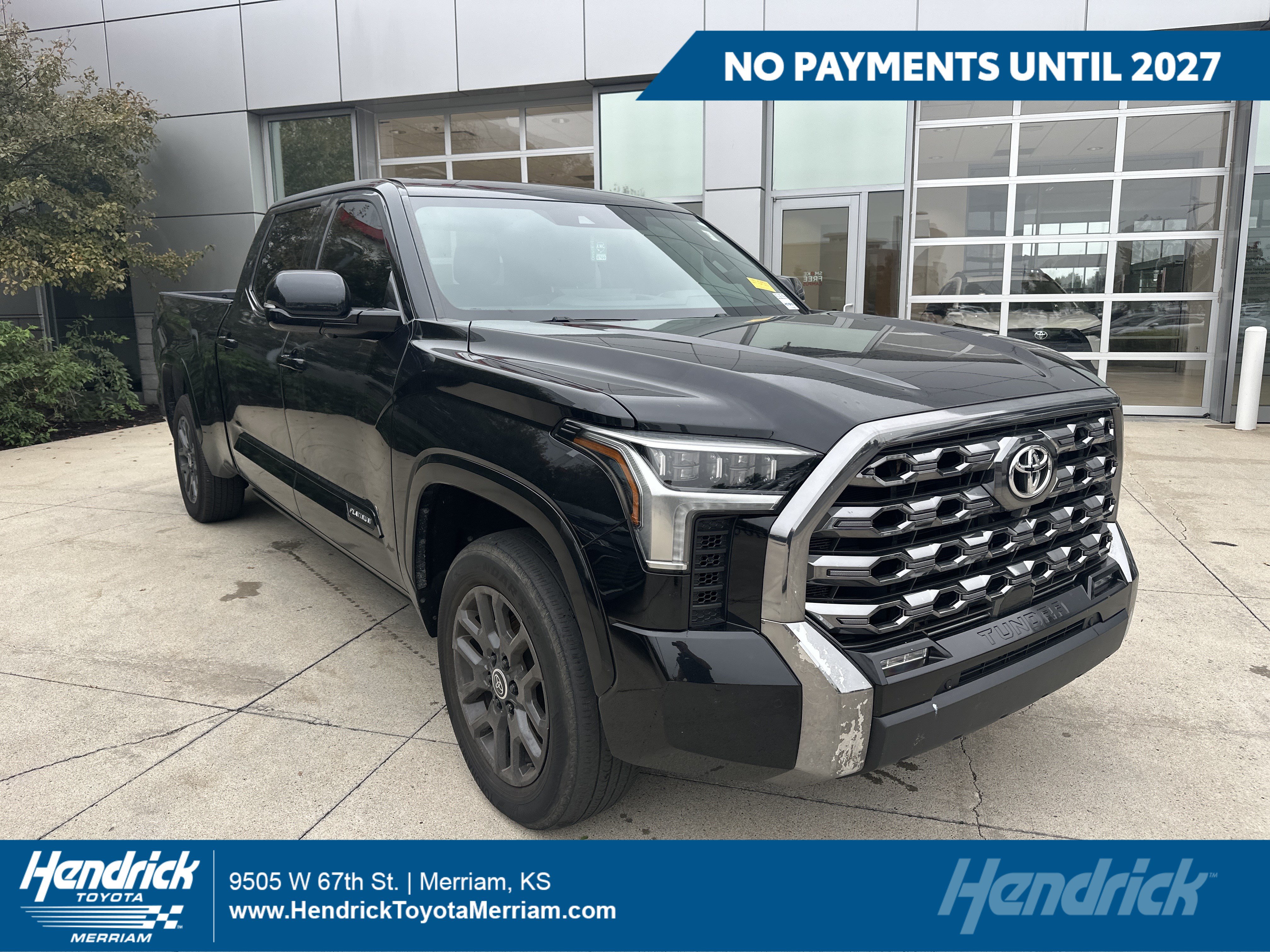 Used 2024 Toyota Tundra Platinum AWD/4WD image 1