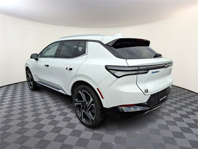 New 2026 Chevrolet Equinox EV LT image 3