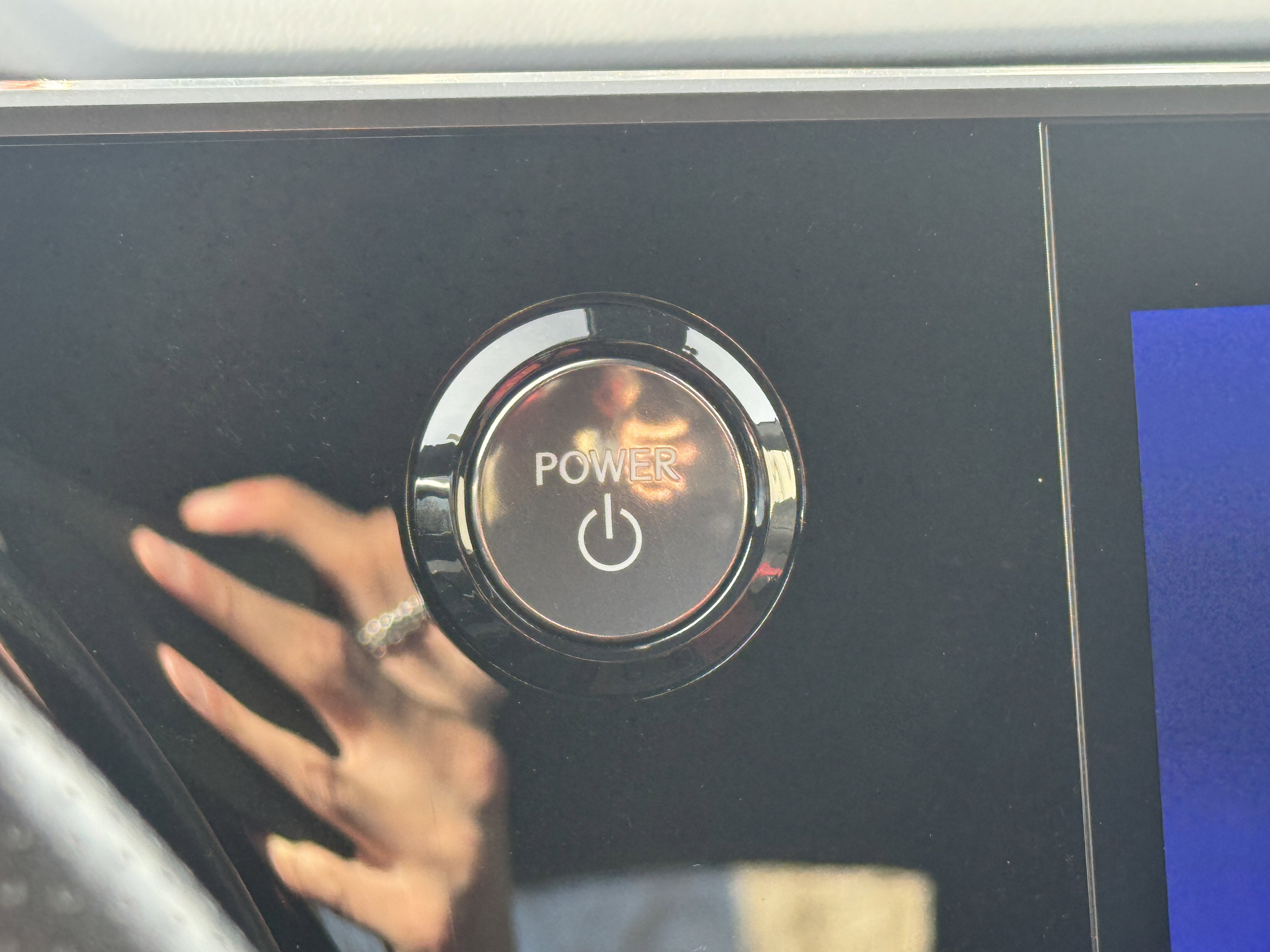 Used 2023 Lexus RX 500h F Sport w/ Accessory Package (Z1) image 26