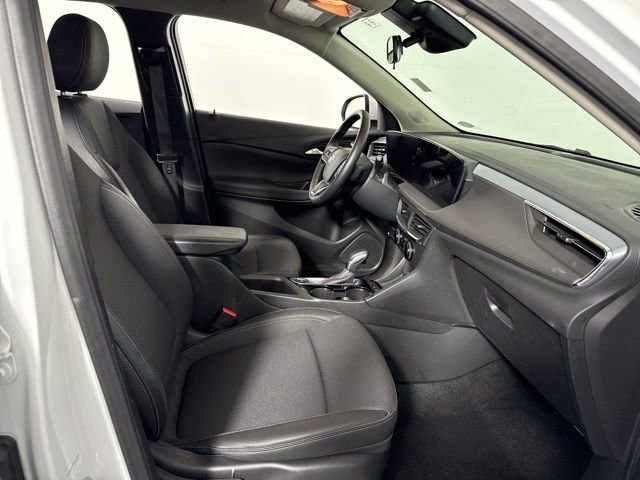 Used 2025 Buick Encore GX Preferred image 18