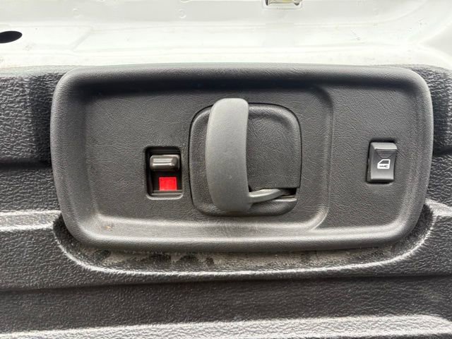 Used 2024 GMC Savana 2500 w/ Driver Convenience Package image 7