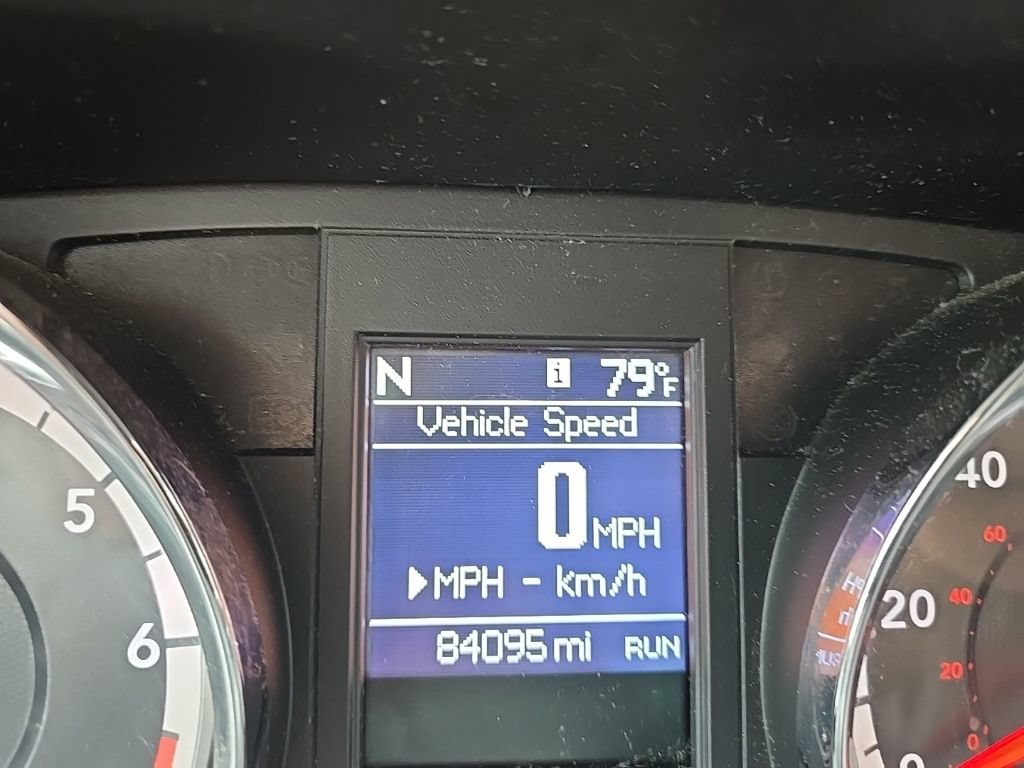 Used 2015 Dodge Grand Caravan R/T w/ Driver Convenience Group FWD image 14