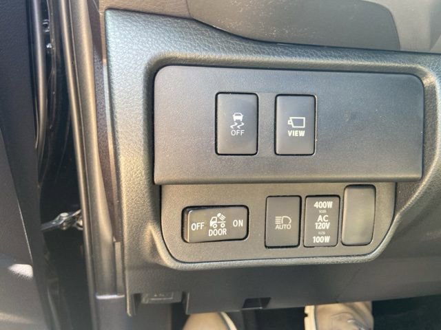 Used 2020 Toyota Tacoma Limited image 21