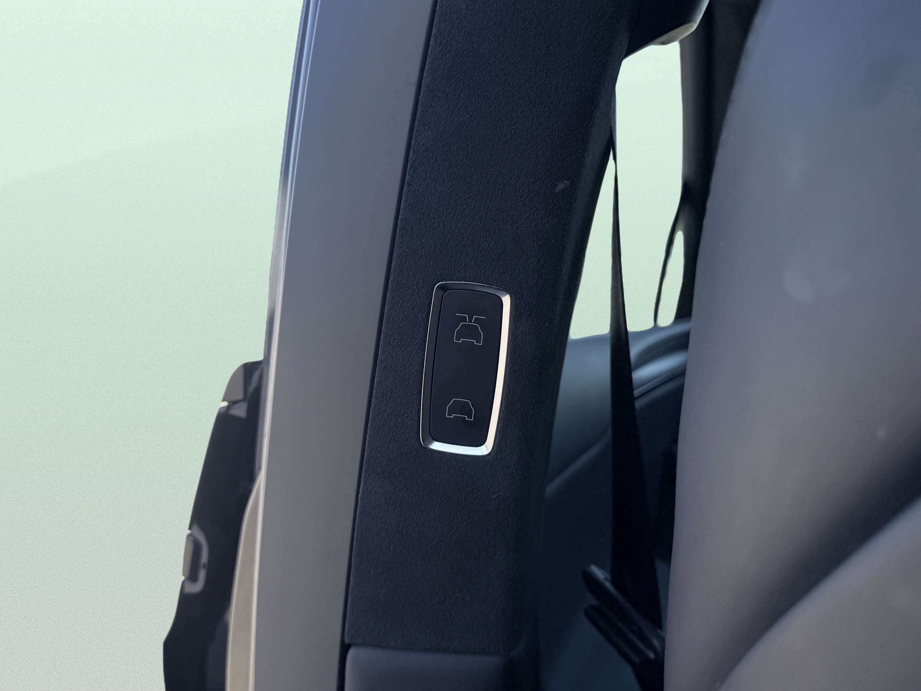 Used 2024 Tesla Model X Long Range image 38