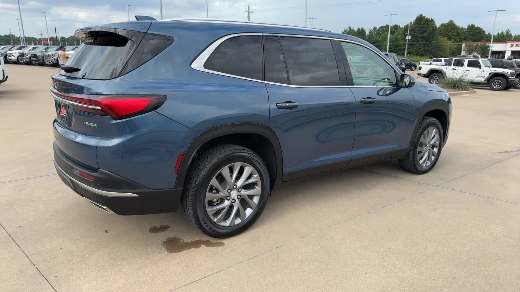 New 2026 Buick Enclave Preferred w/ Super Cruise Package AWD/4WD image 9