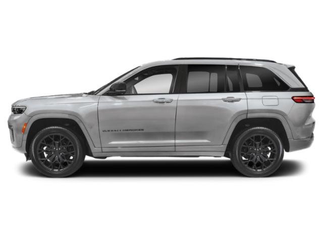 New 2026 Jeep Grand Cherokee Laredo image 2