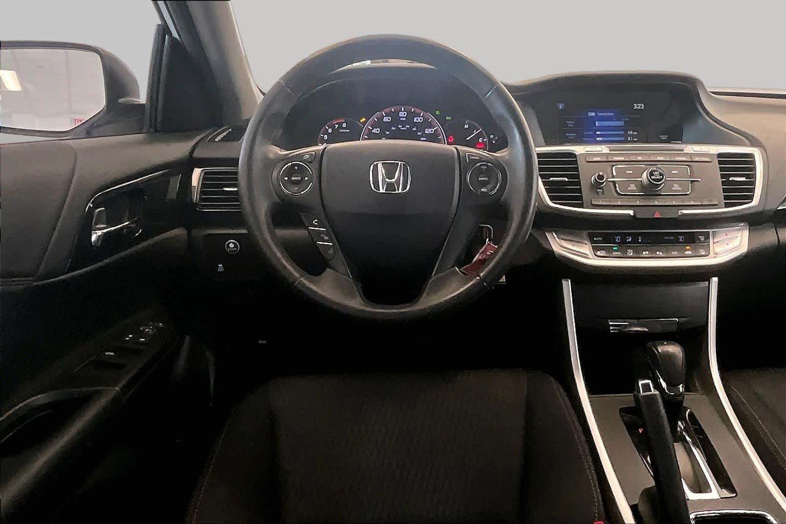 Used 2015 Honda Accord Sport image 5