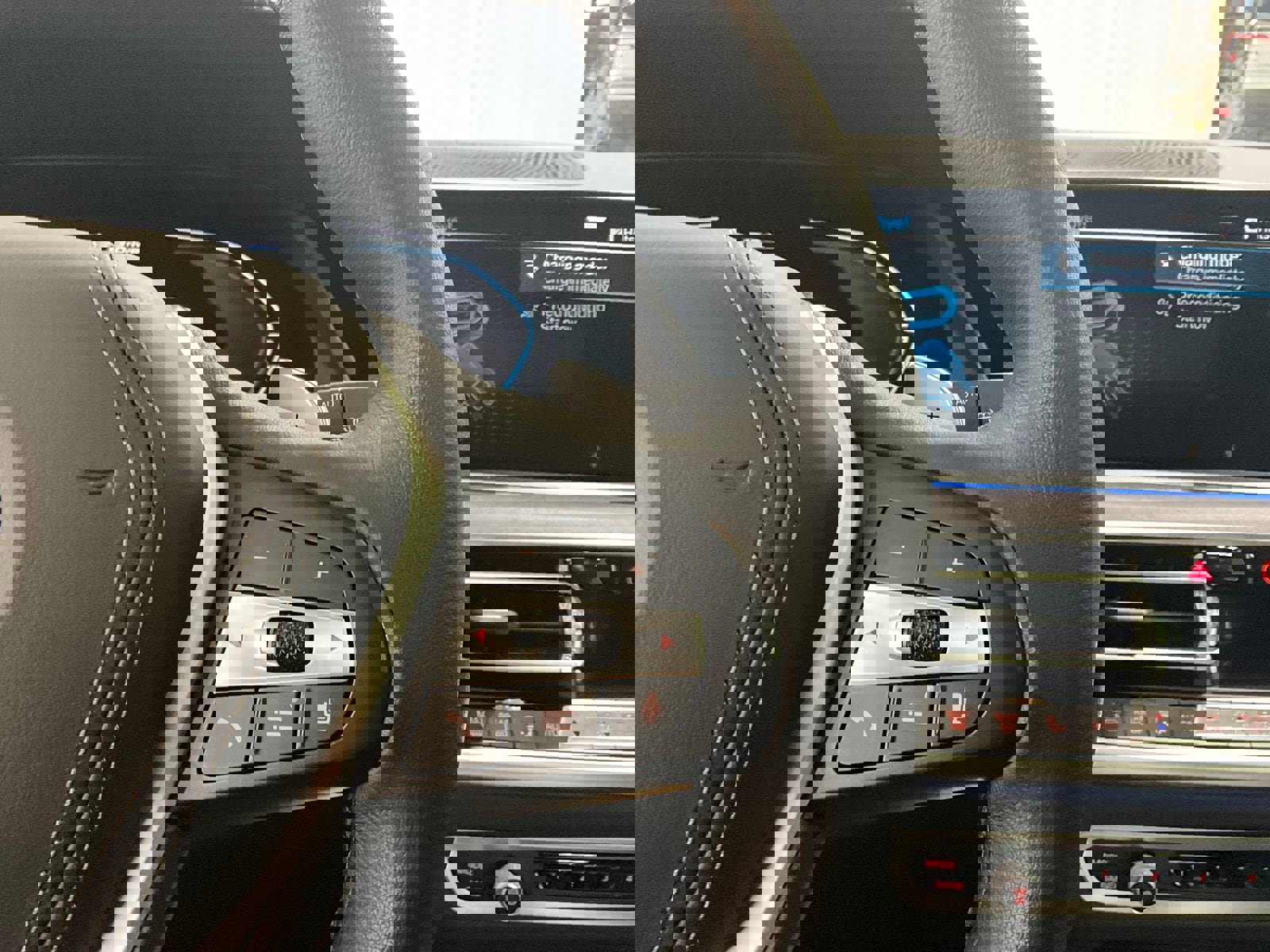 Used 2023 BMW X5 xDrive45e w/ Luxury Seating Package image 16