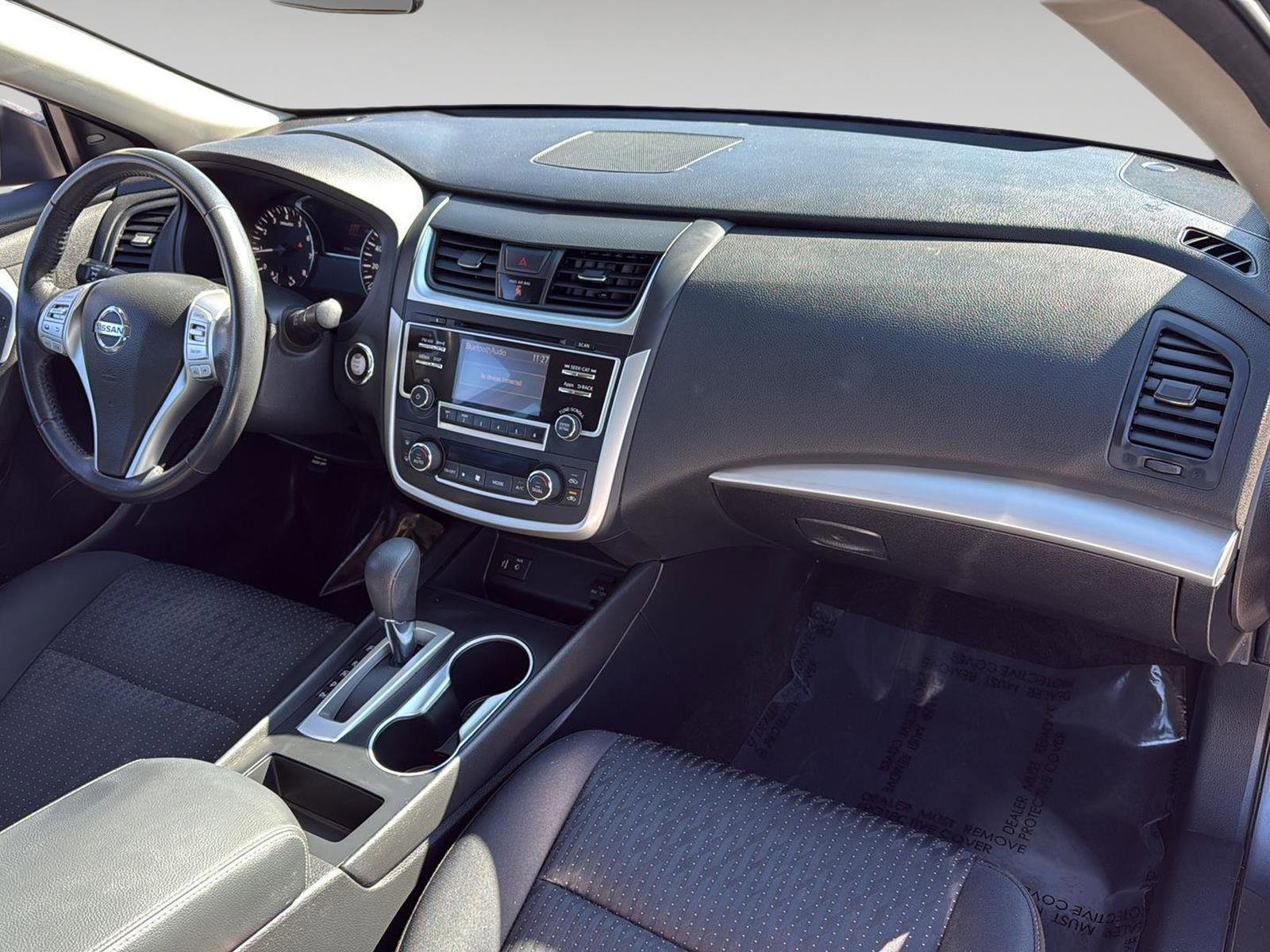 Used 2016 Nissan Altima 2.5 SV image 16