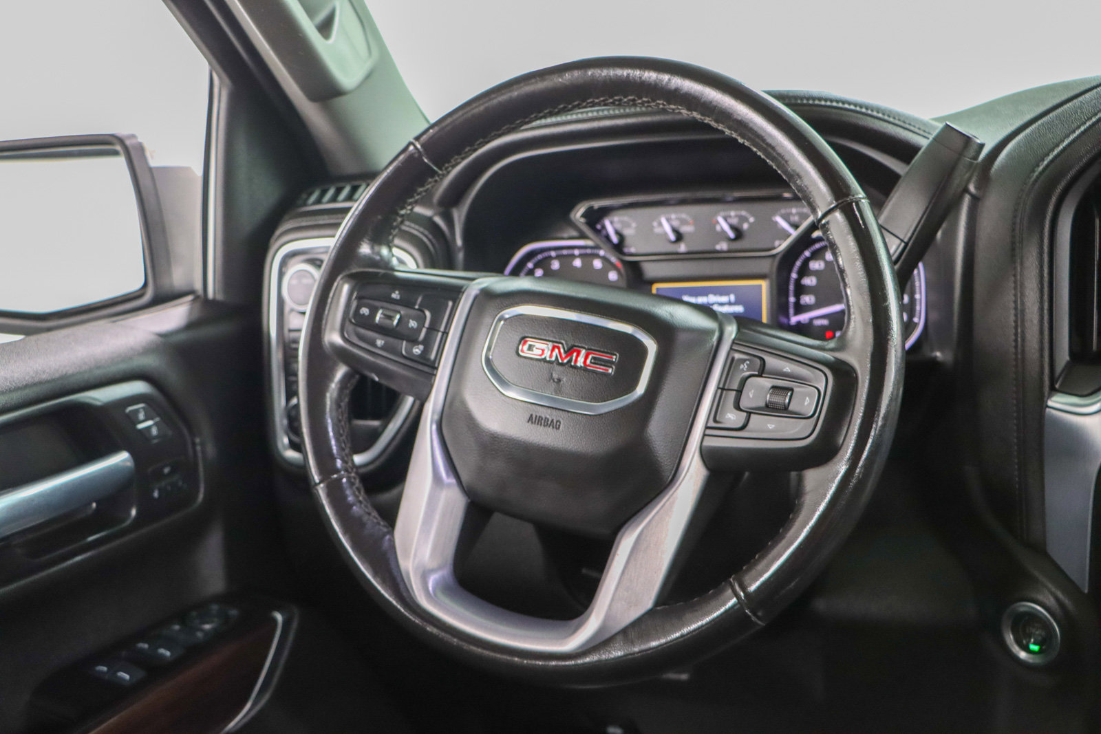 Used 2021 GMC Sierra 1500 SLT image 13