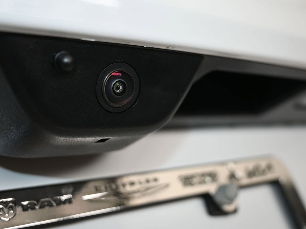 New 2025 Jeep Grand Cherokee Summit image 39