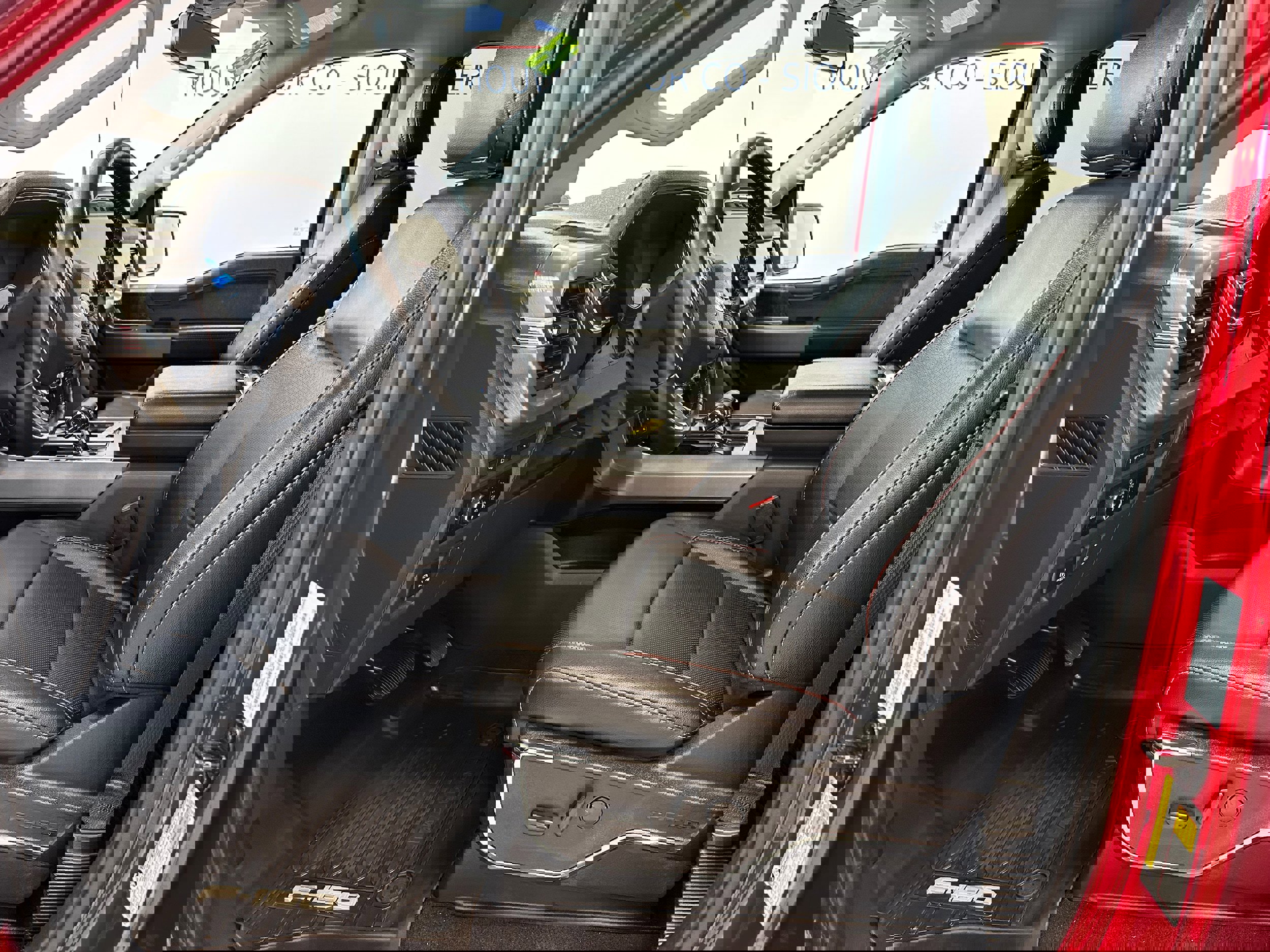 Used 2023 Ford F150 Lariat image 10