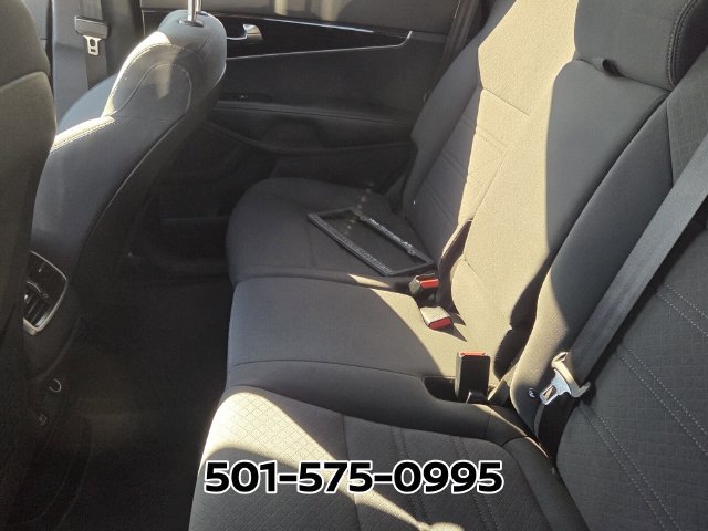 Used 2020 Kia Sorento FWD V6 image 9