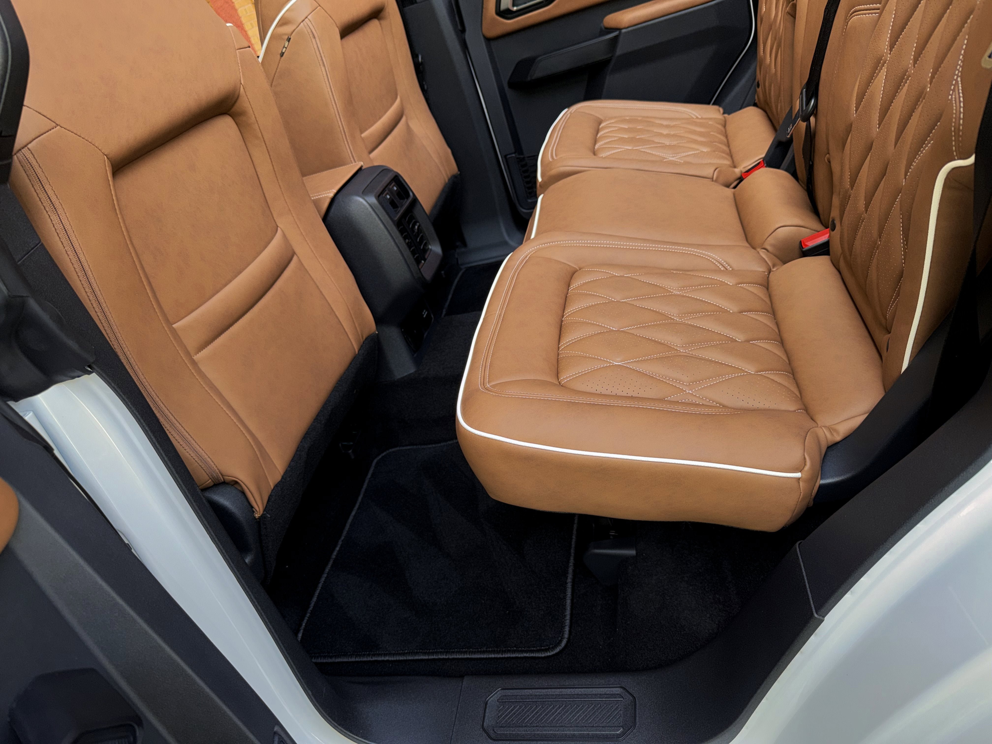 Used 2025 Ford Bronco Outer Banks AWD/4WD image 27