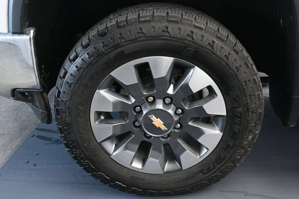 Used 2022 Chevrolet Silverado 2500 LT w/ Convenience Package AWD/4WD image 30