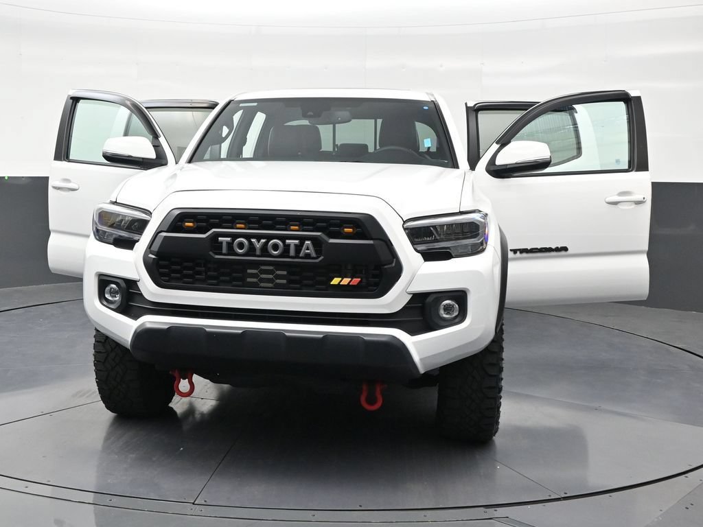 Used 2023 Toyota Tacoma TRD Off-Road w/ TRD Premium Off Road Package RWD image 34
