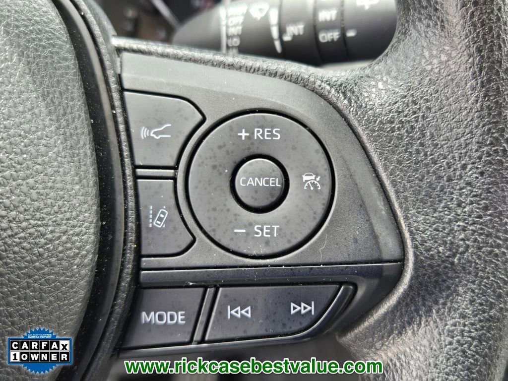 Used 2023 Toyota RAV4 XLE w/ Convenience Package image 30