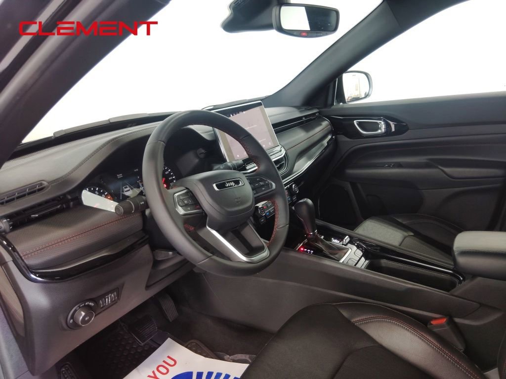 Used 2024 Jeep Compass Trailhawk image 33