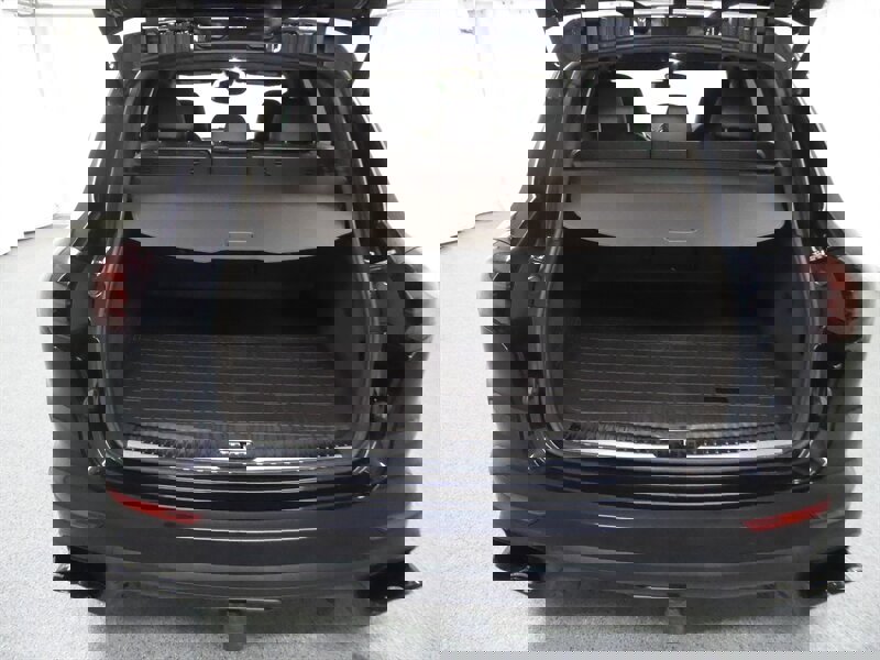 Used 2015 Porsche Cayenne Turbo image 33