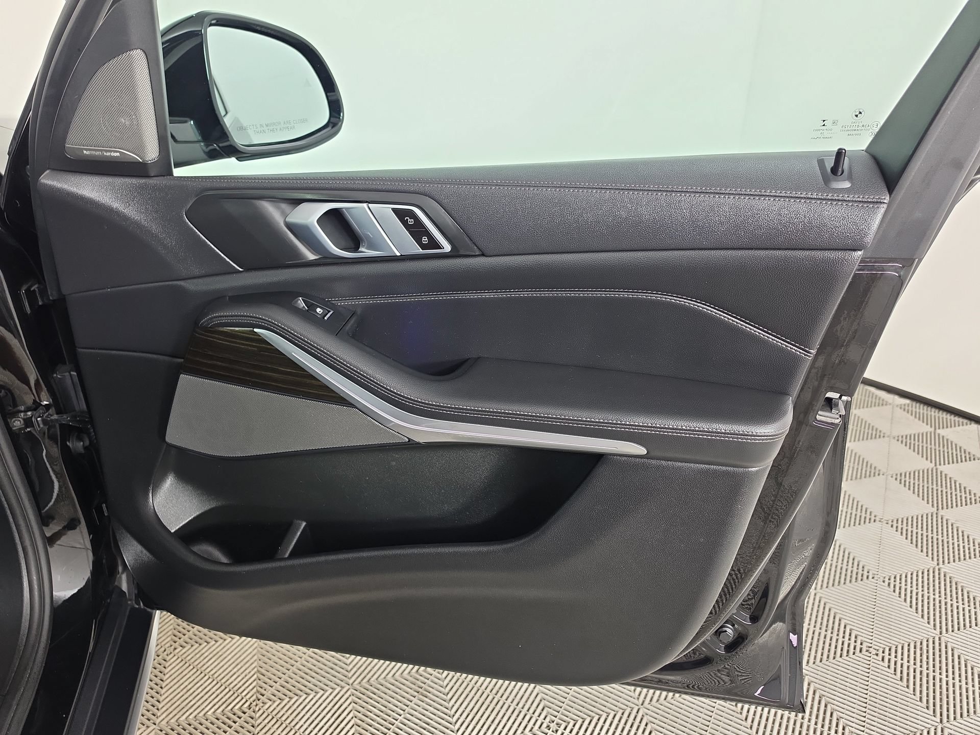 Used 2020 BMW X5 sDrive40i w/ Premium Package RWD image 48
