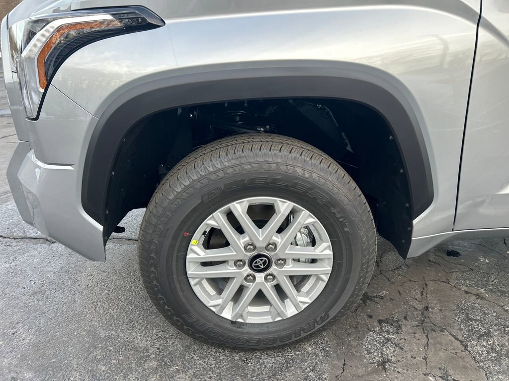 New 2026 Toyota Tundra SR5 image 28