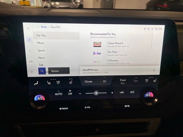 Used 2023 Lexus RX 350 Premium w/ Accessory Package AWD/4WD image 18
