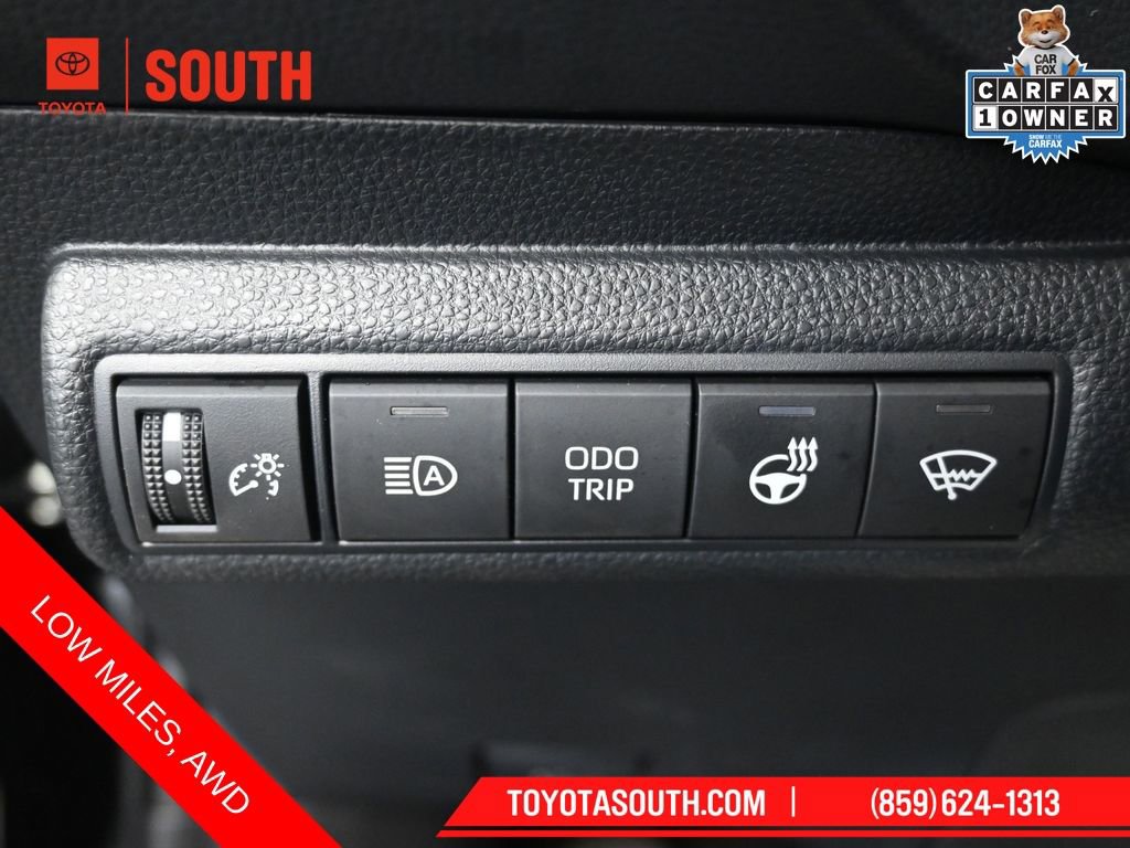 Used 2024 Toyota Corolla Premium image 19