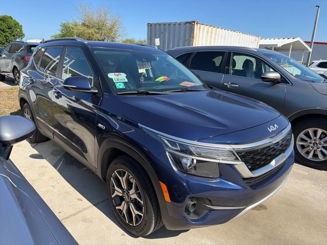 Certified 2023 Kia Seltos EX image 1