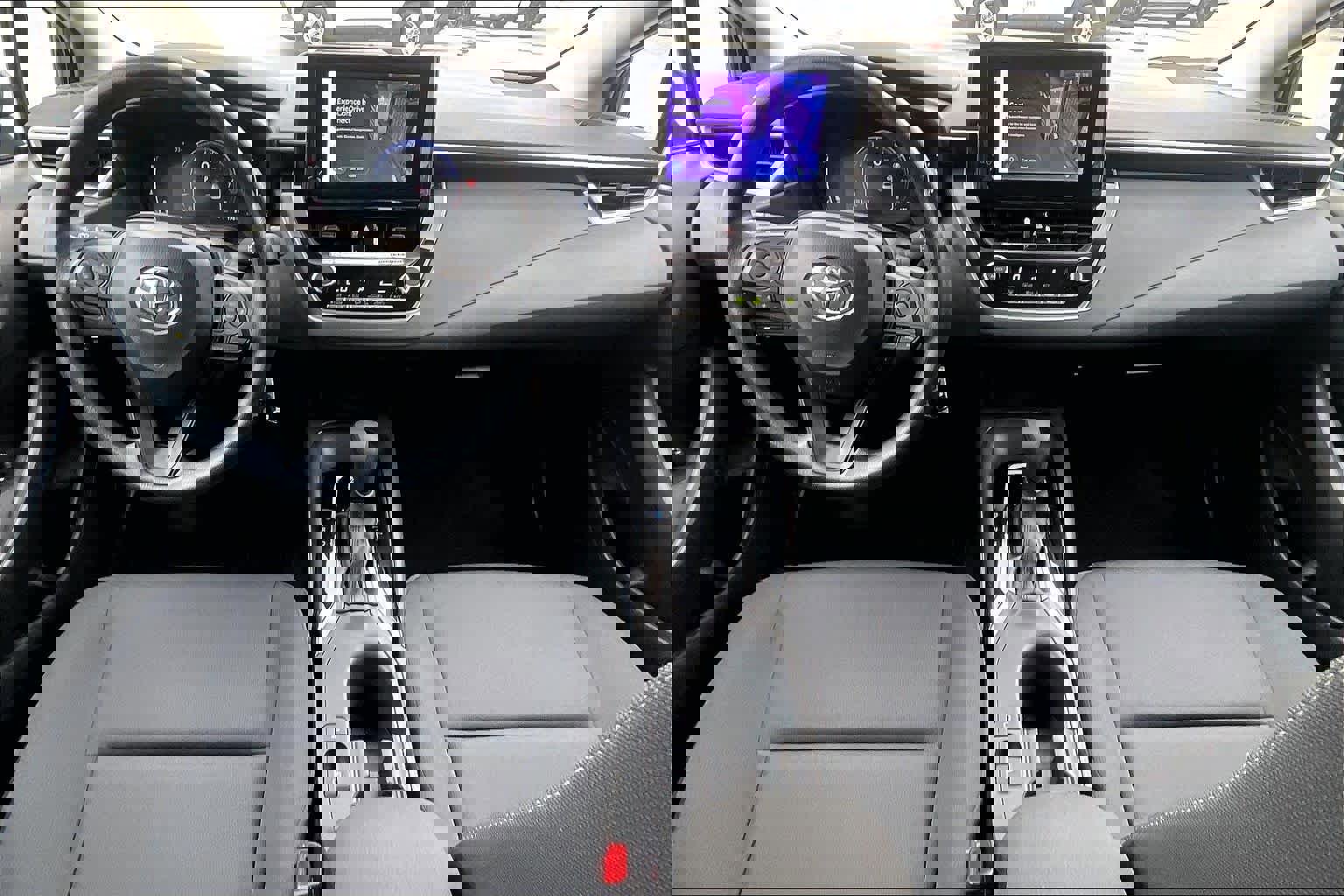 Used 2026 Toyota Corolla LE image 14