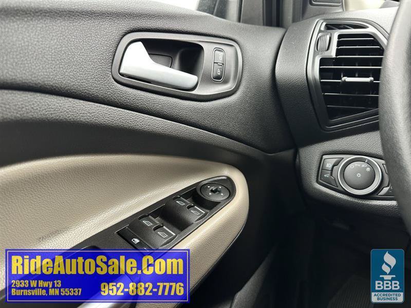 Used 2019 Ford Escape SEL AWD/4WD image 40