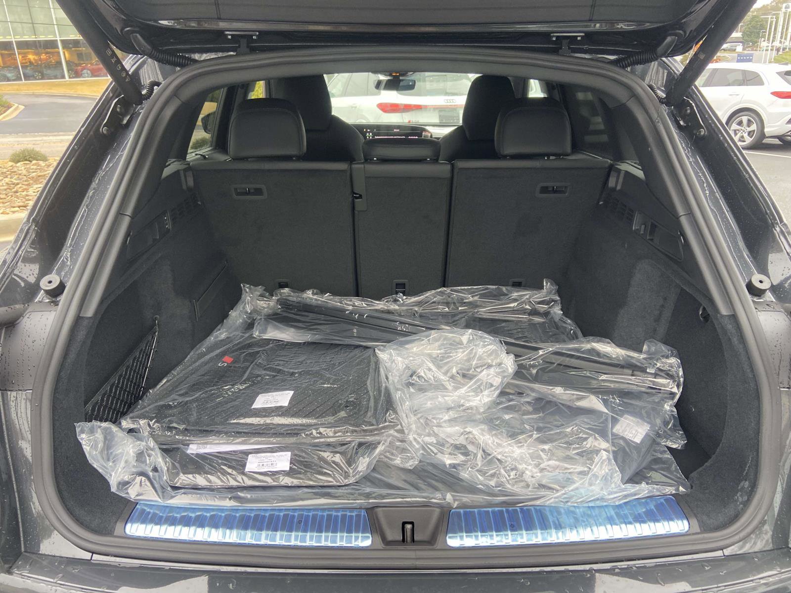 New 2025 Audi SQ5 Premium Plus image 12