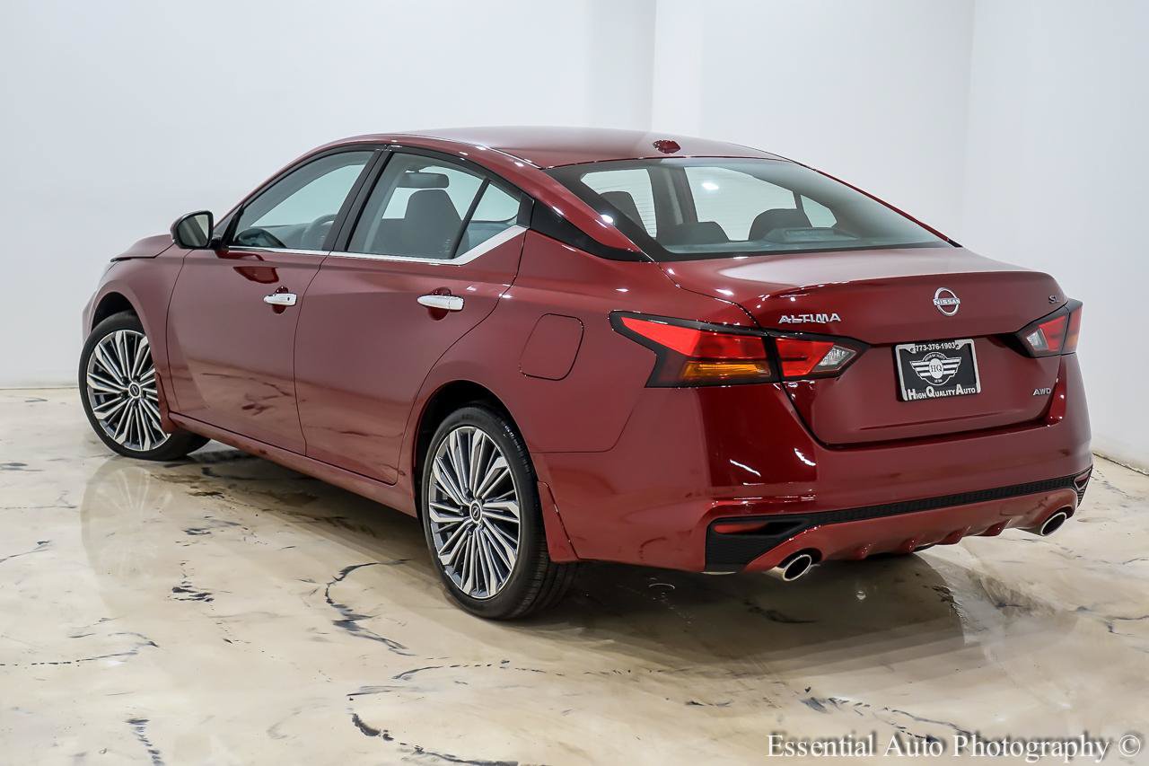 Used 2024 Nissan Altima 2.5 SL AWD/4WD image 10
