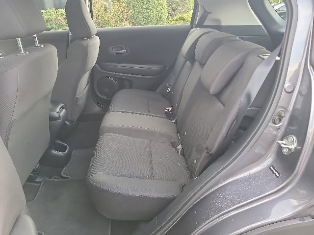 Used 2017 Honda HR-V LX image 3